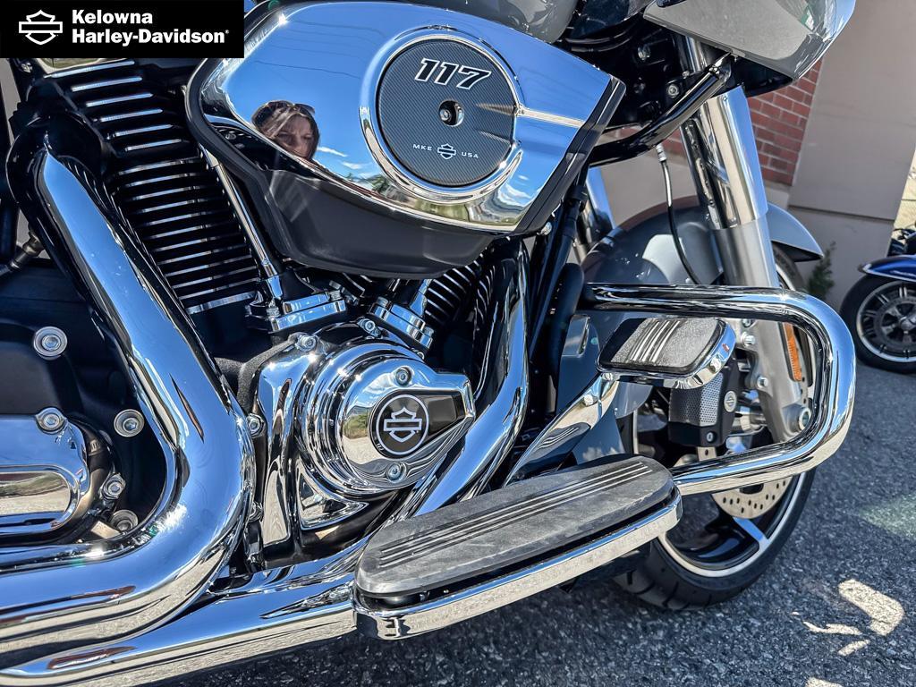 2026 Harley-Davidson FLTRX - Road Glide® thumbnail 17