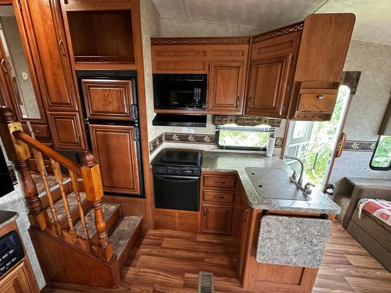 2014 Forest River Sabre 25rlds alt