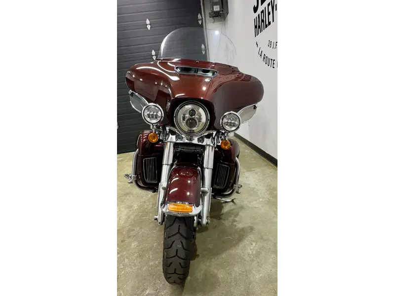 2018 Harley-Davidson ULTRA LTD FLHTK thumbnail 3