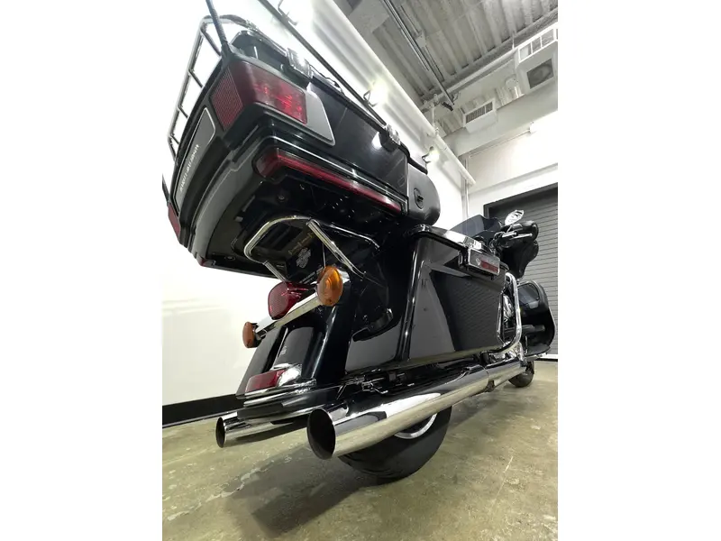 2012 Harley-Davidson ELECTRA GLIDE ULTRA LTD FLHTK thumbnail 5