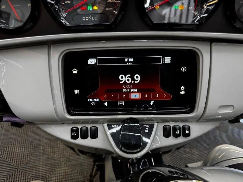 2020 Harley-Davidson FLHTKSE CVO ULTRA LTD ABS 117 thumbnail 22