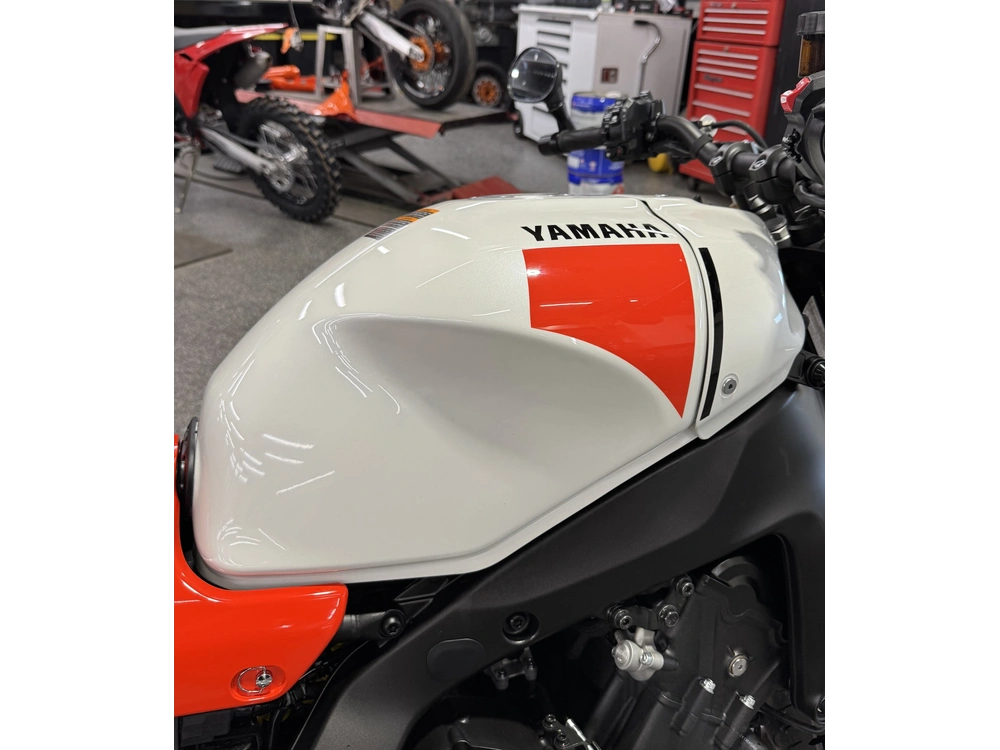 Yamaha Xsr 900 2024 alt