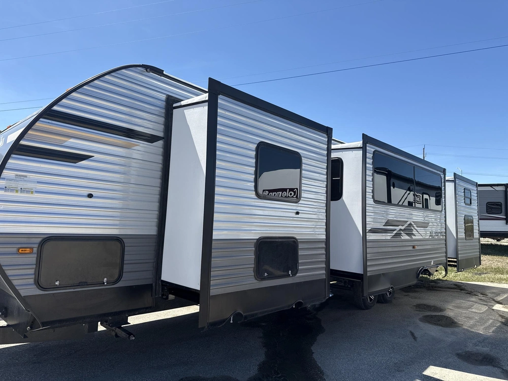 2026 Forest River Aurora 34bhts alt