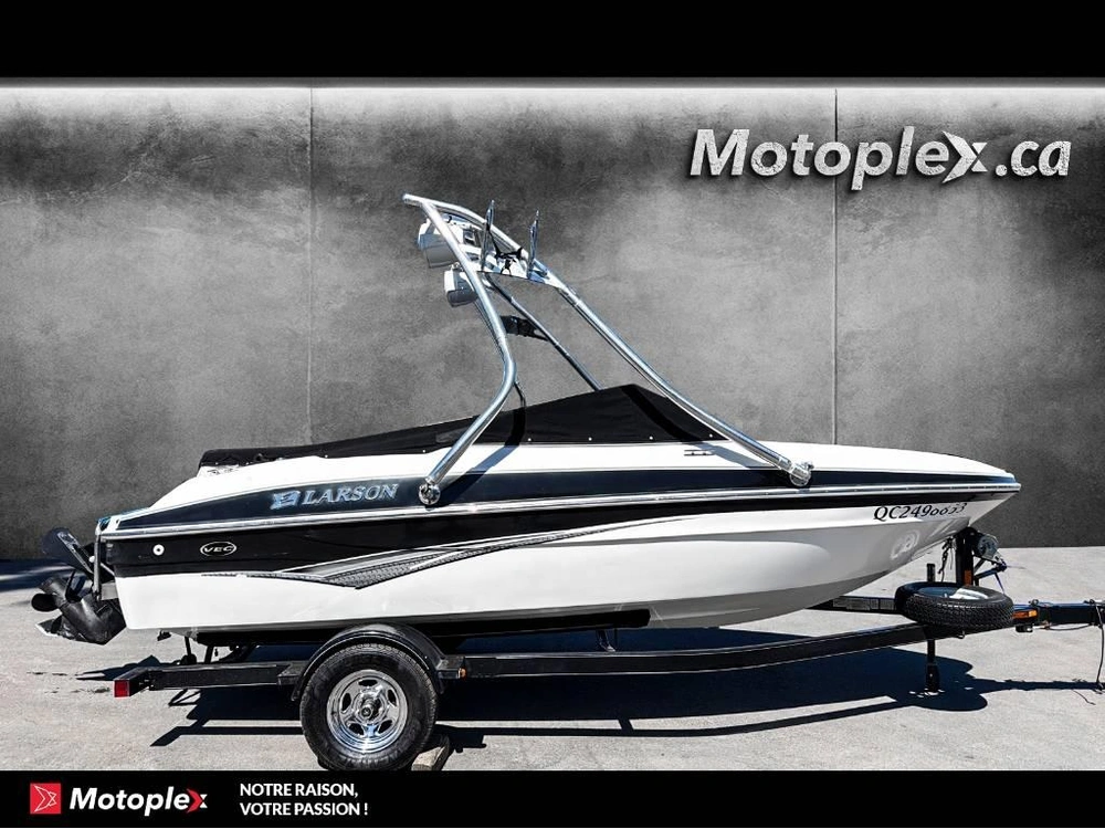 Larson Lx 1750 2010 alt