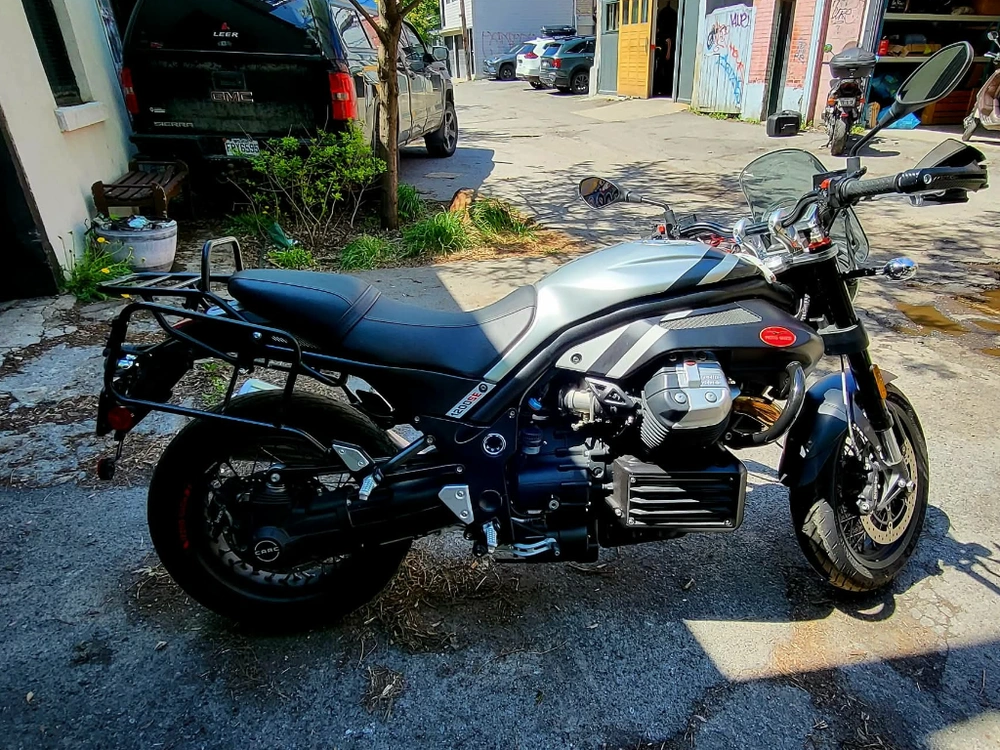 Moto Guzzi Griso 1200 2017 alt