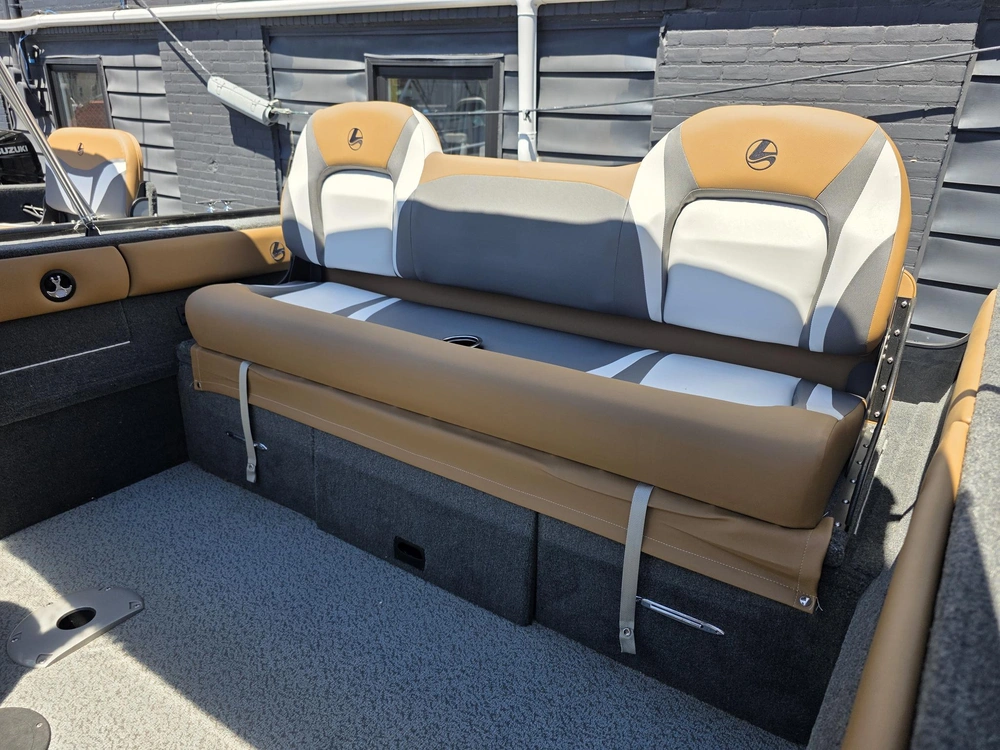 2024 Legend X18 W/ 90 Elpt 4s Merc, Galv Trailer & Bow To Stern Cover