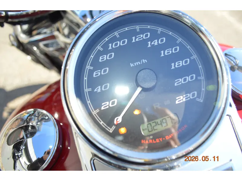 2020 Harley-Davidson FLHR thumbnail 5