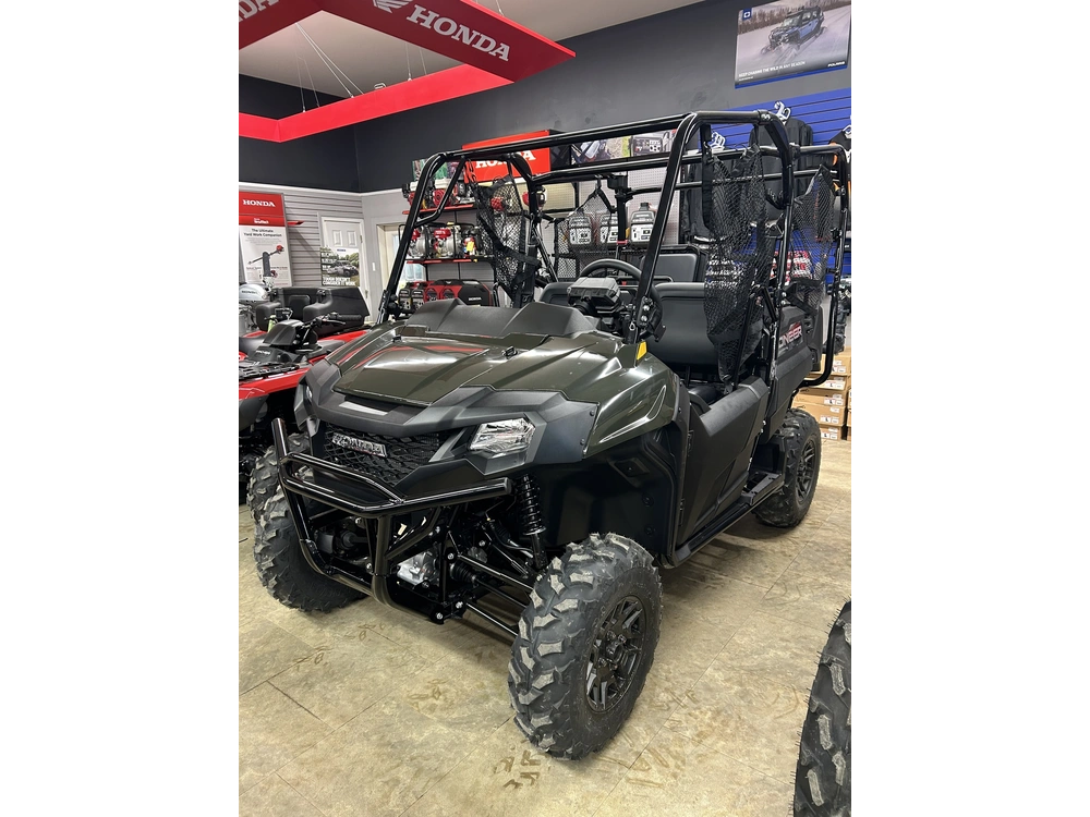 Honda 2026 Honda Pioneer 700 - 4p Dlx Green 2026 alt