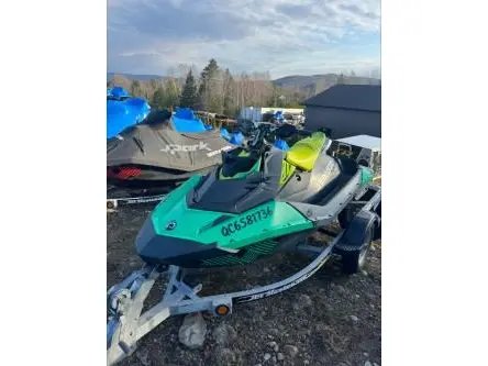 2019 Sea-Doo spark trix 2up thumbnail 2