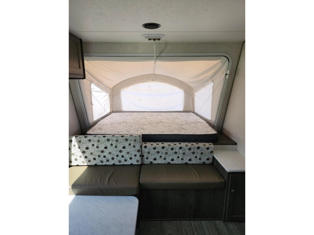 Coachmen Clipper 19 Tb 2019 alt