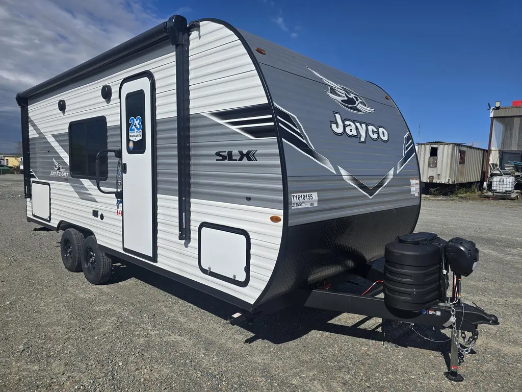 2026 Jay Flight SLX 211mb 