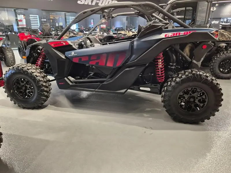 2026 Can-Am MAVERICK DS TURBO RR thumbnail 2