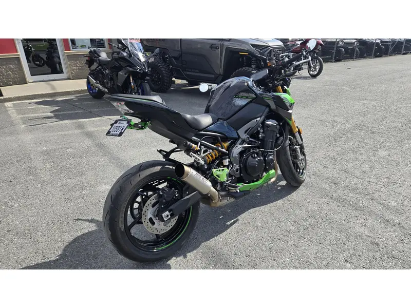 2023 Kawasaki Z900 SE thumbnail 3