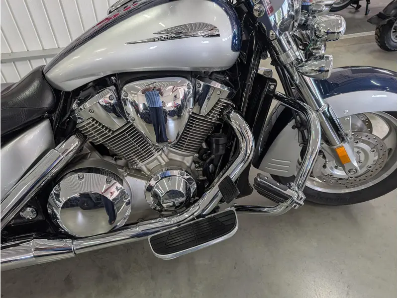 2007 Honda VTX1800 thumbnail 6