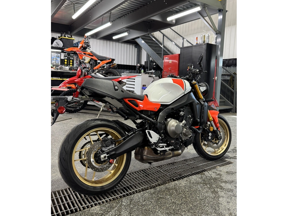 Yamaha Xsr 900 2024 alt