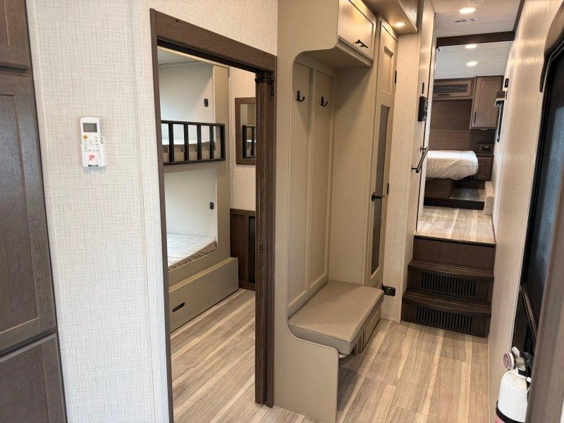 Keystone Rv Cougar 29mbd 2026 alt