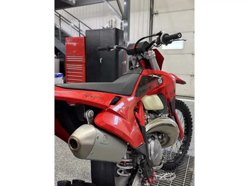 2026 GASGAS EX 300 thumbnail 9