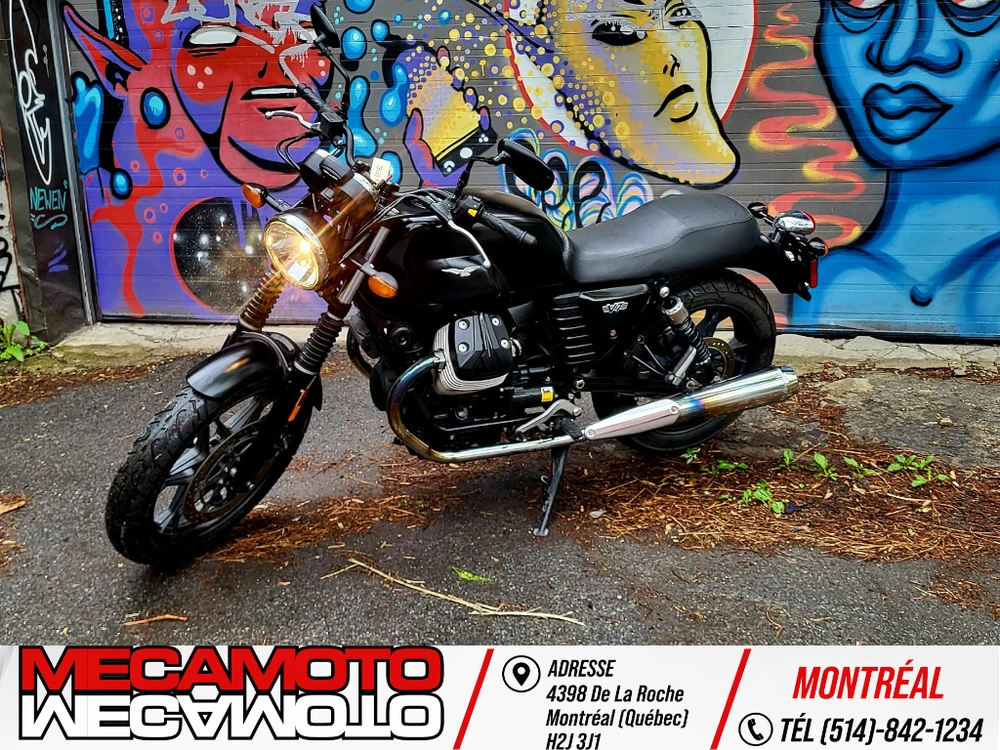Moto Guzzi V7 Stone 11 2015 alt