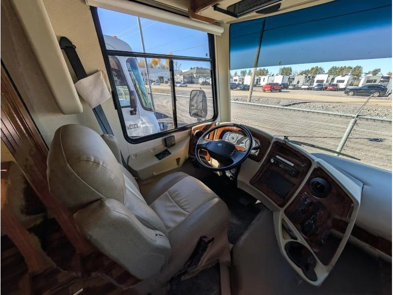 Coachmen Pursuit 30fw 2018 alt