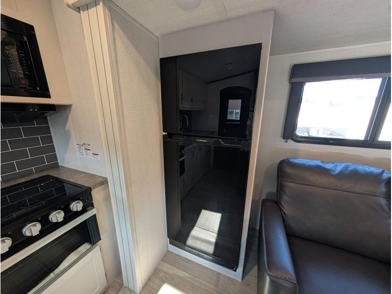 2024 Keystone Rv Cougar 2100rk alt