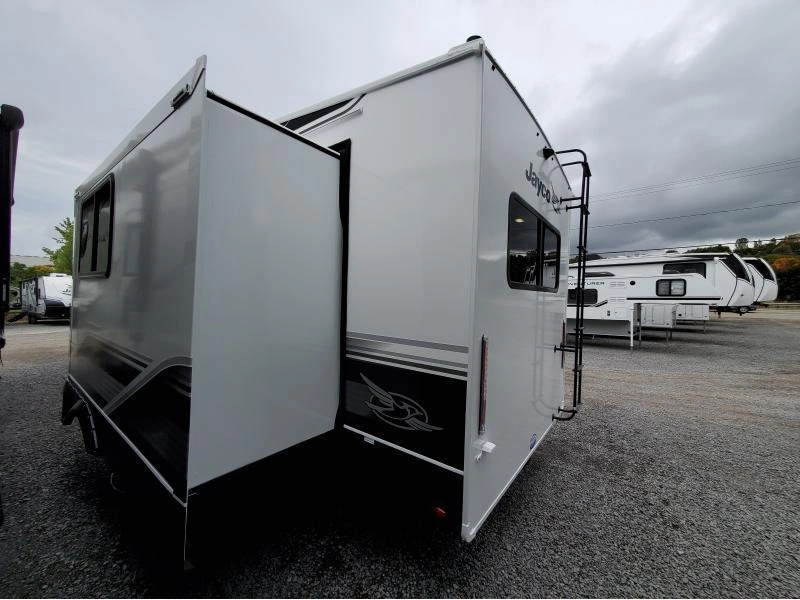 Jayco Eagle 27mlc 2025 alt