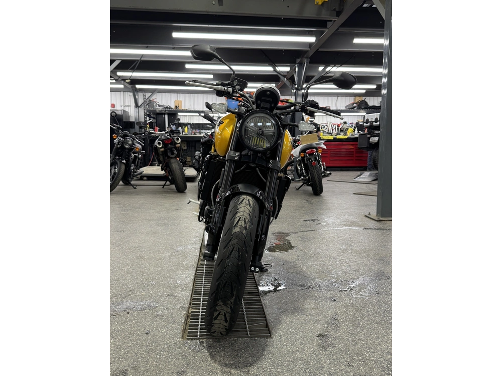2026 Triumph Trident 660 alt