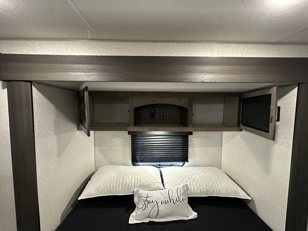 2022 Venture Rv Sporttrek 272vrk alt