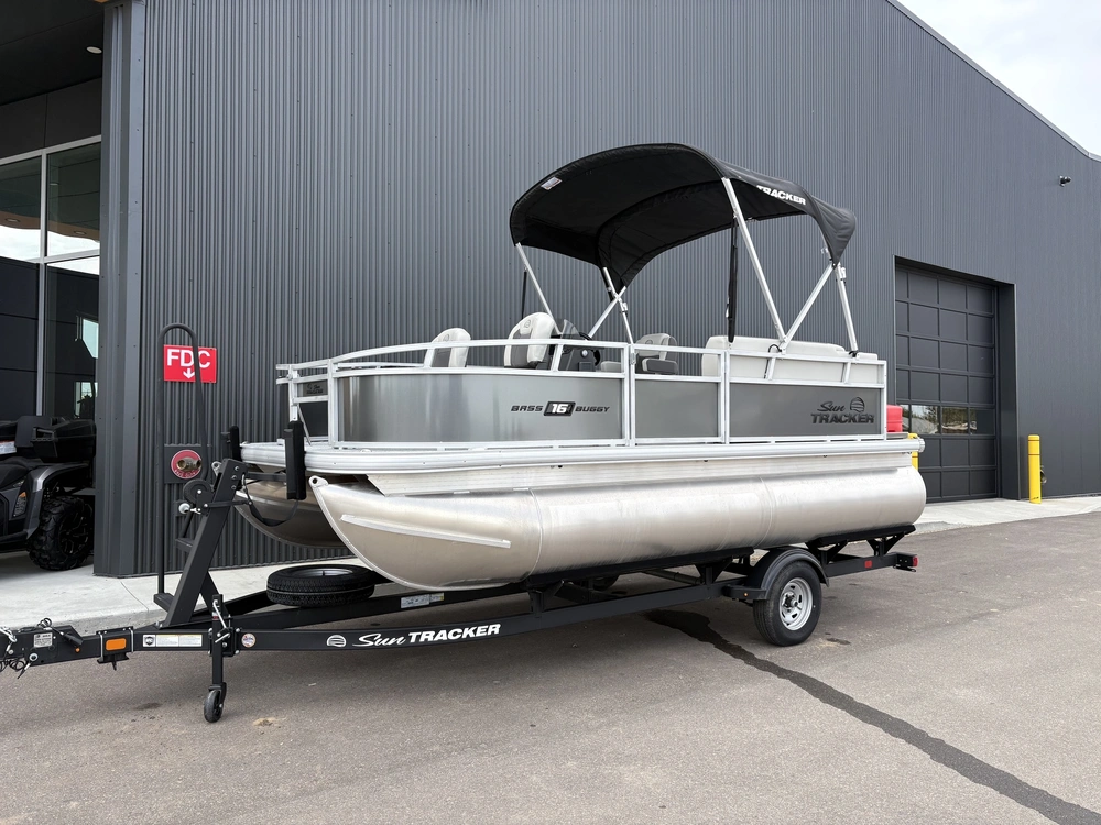 2026 Sun Tracker Bassbuggy 16xls Mtr, 50elpt 4s alt