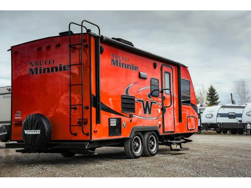 Winnebago Micro Minnie 2106fbs 2018 alt
