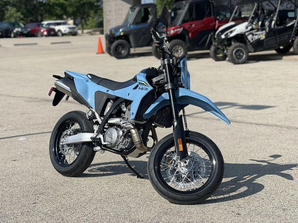 2025 Suzuki Dr-z4sm alt