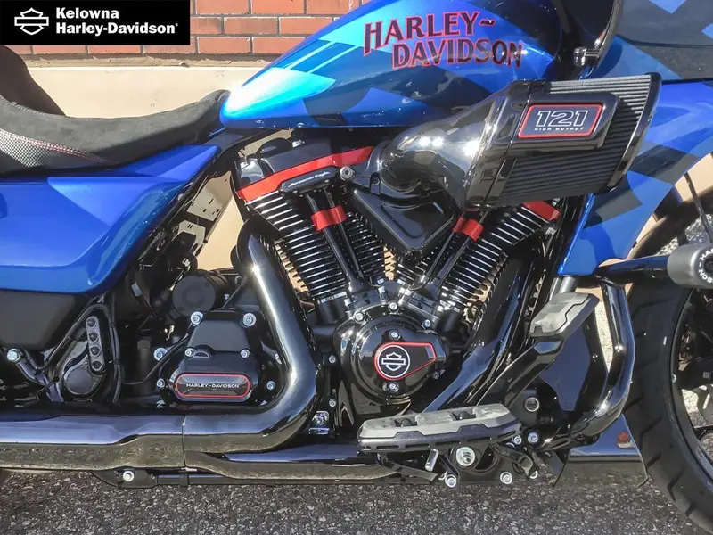2026 Harley-Davidson FLTRXSTSE - CVO™ Road Glide® ST thumbnail 10