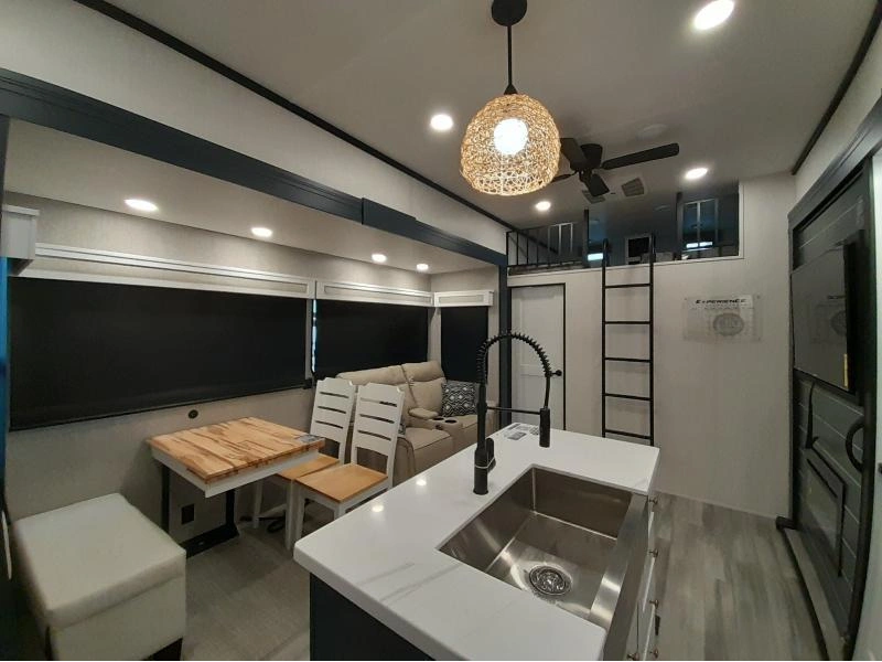 Forest River Cedar Creek 3525lf 2024 alt