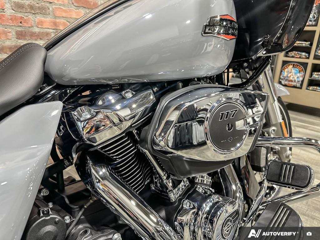 2026 Harley-Davidson ROAD GLIDE thumbnail 8
