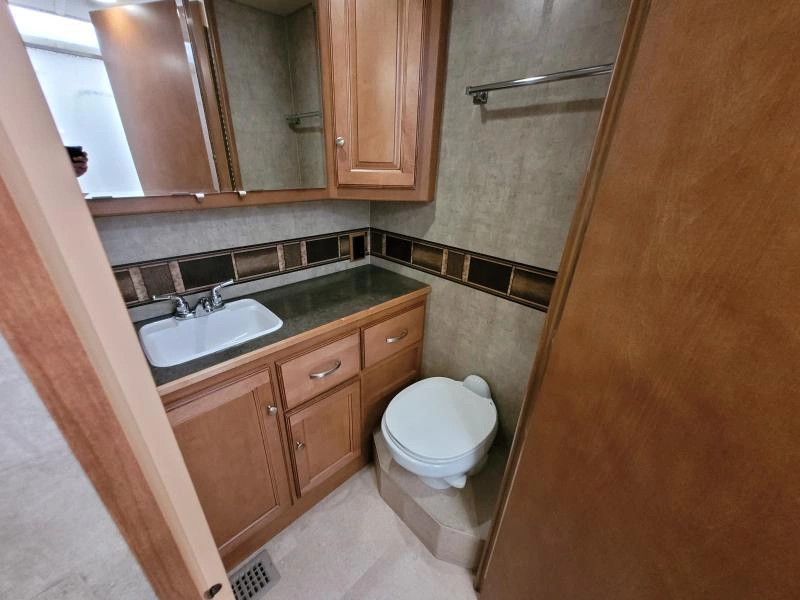 Itasca Sunstar Lx 30t 2016 alt