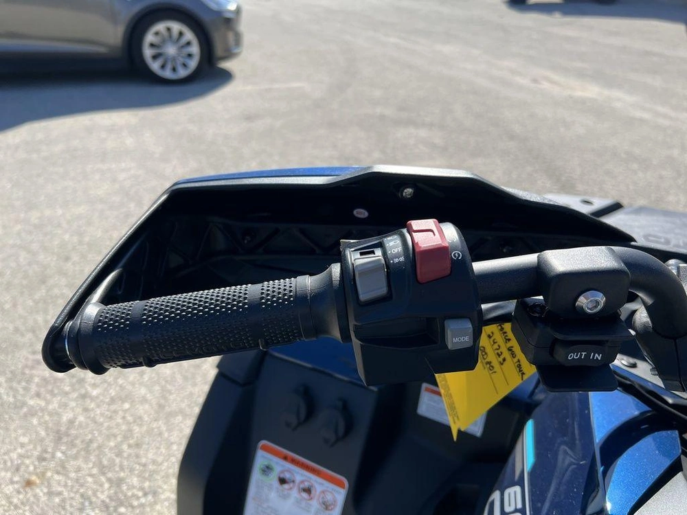 2026 Cfmoto Cforce 600 Touring alt