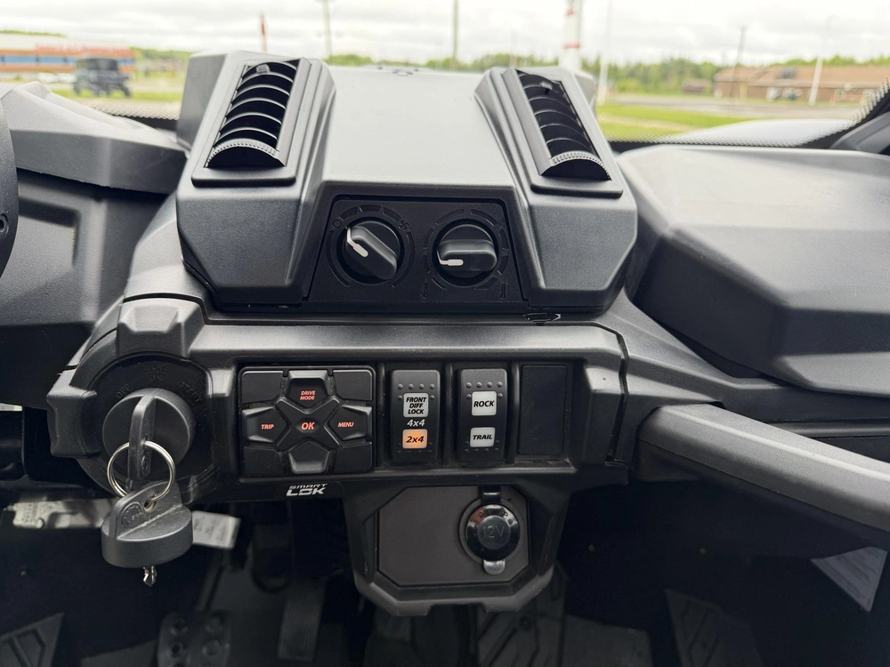 2023 Can-am Maverick 1000r Xrc alt