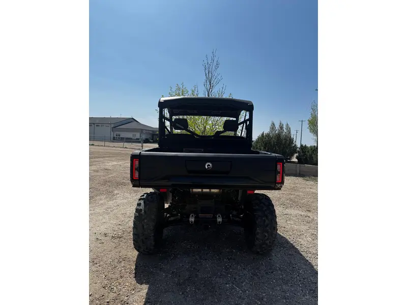 2026 Can-Am DEFENDER XT HD11 thumbnail 2