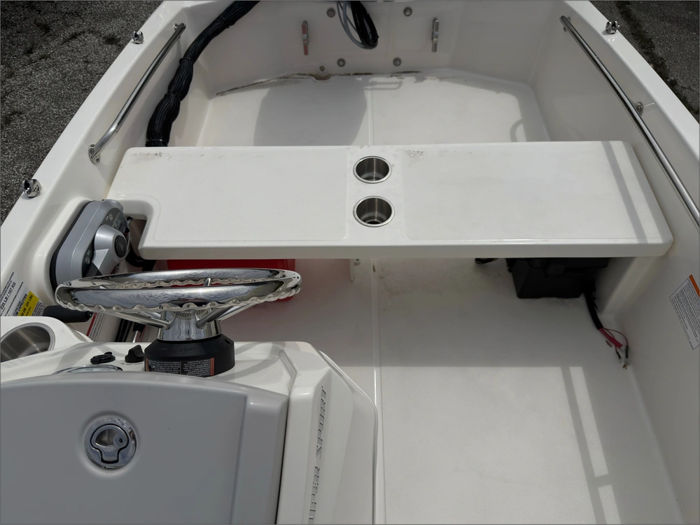 2026 Boston Whaler 130 Super Sport alt