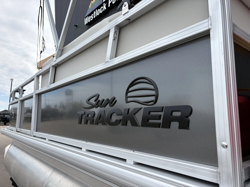 2026 Sun Tracker Bassbuggy 16xls Mtr, 50elpt 4s alt