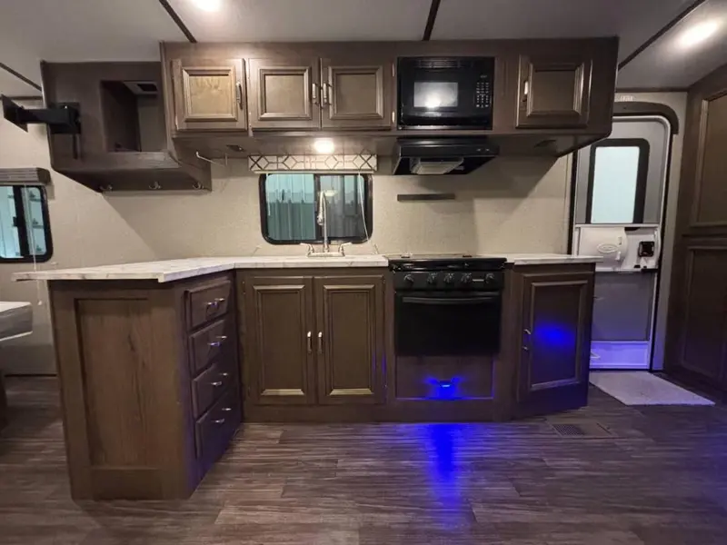 2018 Keystone RV Passport Elite 23RB thumbnail 14