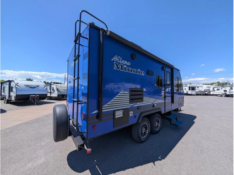 Winnebago Micro Minnie 2108fbs 2020 alt