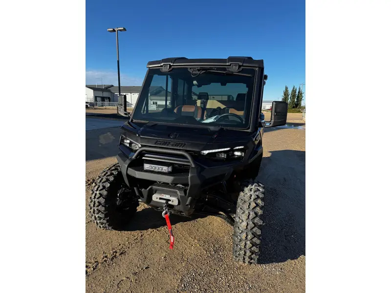 2026 Can-Am DEFENDER MAX TEX CAB HD11 thumbnail 4