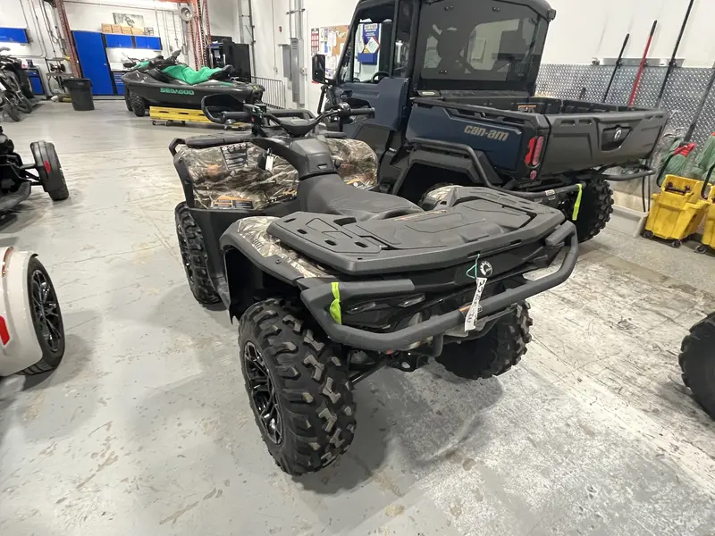 2025 Can-Am OUTLANDER 1000 XT thumbnail 5