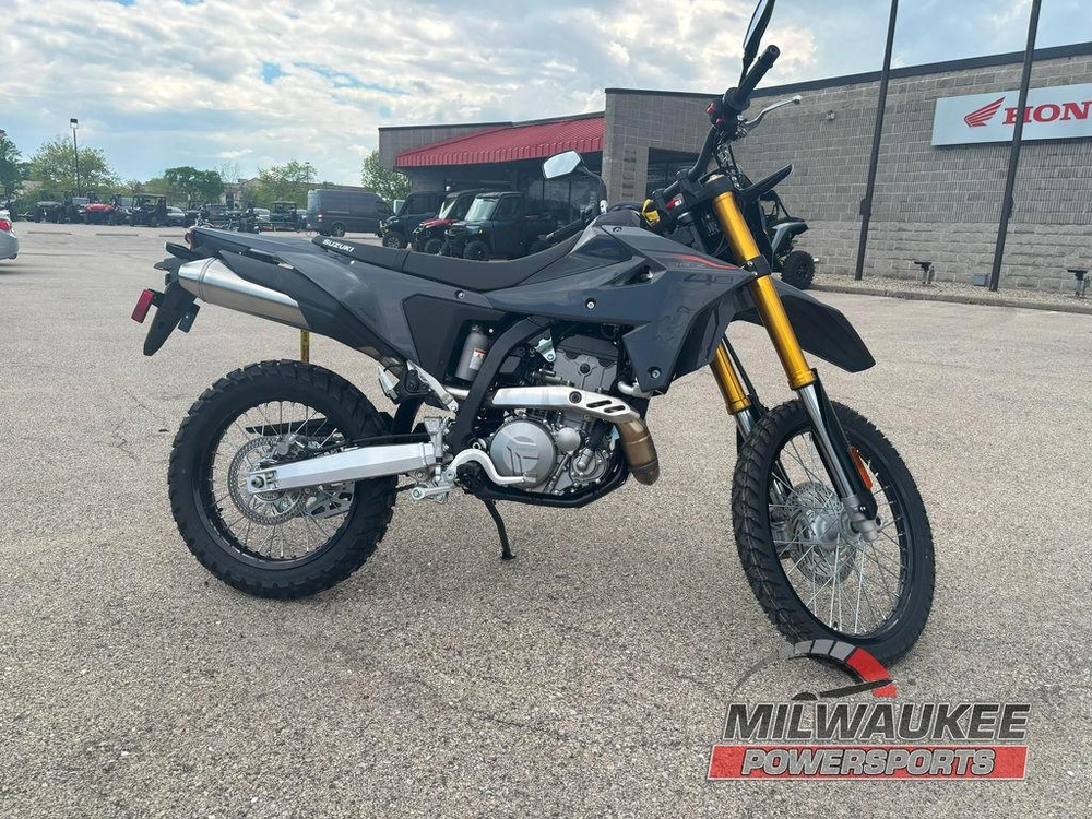 2025 Suzuki Dr-z4s alt