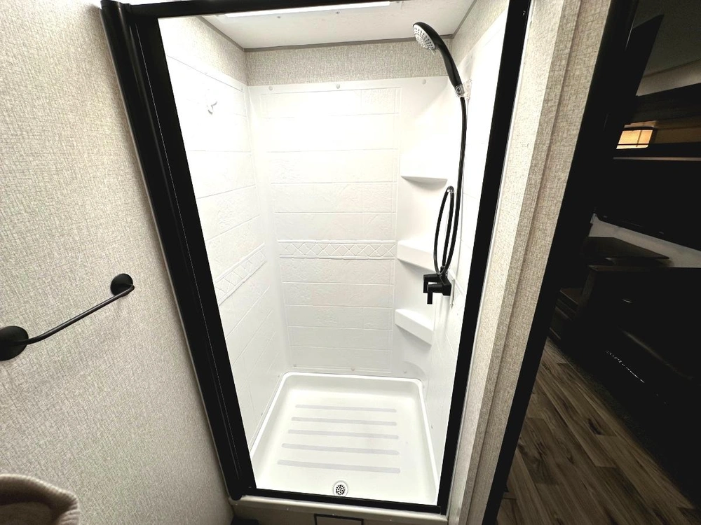 2022 Venture Rv Sporttrek 272vrk alt