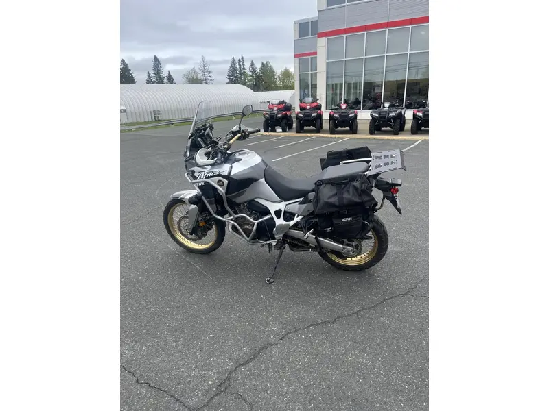 2019 Honda Africa Twin thumbnail 9