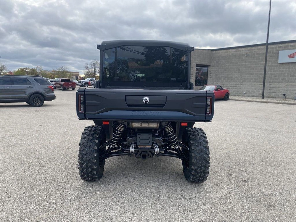 2026 Can-am Defender Limited Hd11 alt
