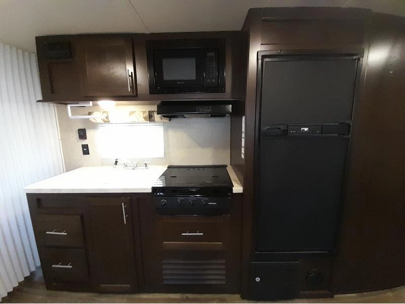 Forest River Cherokee Grey Wolf 26cks 2017 alt