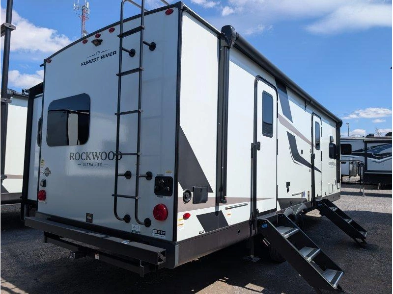 Forest River Rockwood Ultra Lite 2608bs 2026 alt