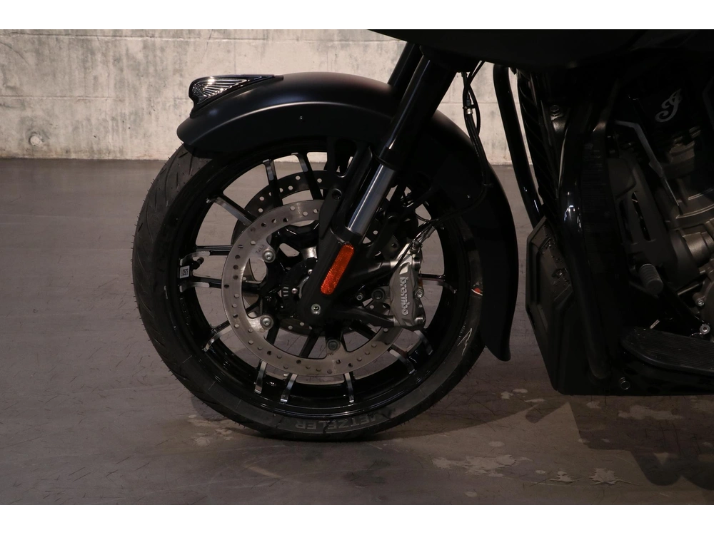 2026 Indian Motorcycle Challenger Dark Horse +112 & Audio alt